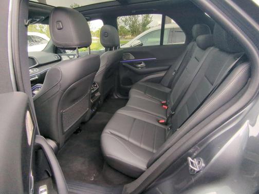 2025 Mercedes-Benz GLE 450e 4MATIC