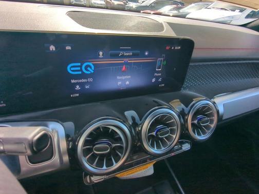 2024 Mercedes-Benz EQB 300 Base 4MATIC