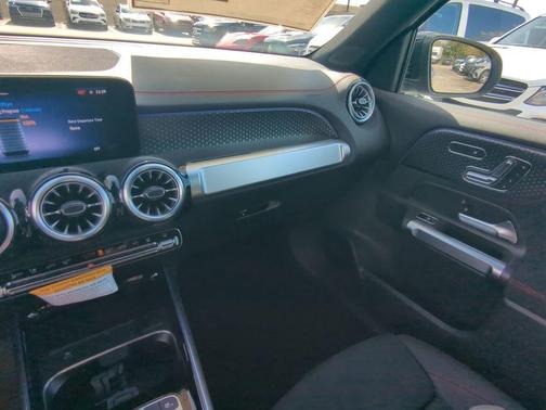 2024 Mercedes-Benz EQB 300 Base 4MATIC