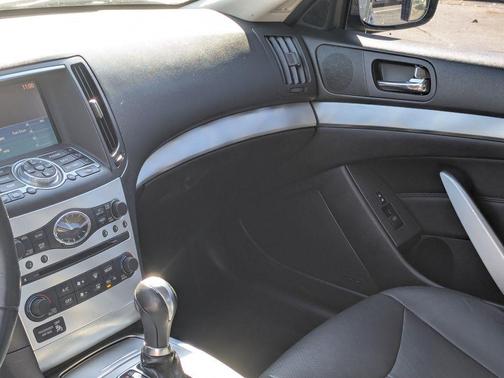 2013 INFINITI G37 Journey