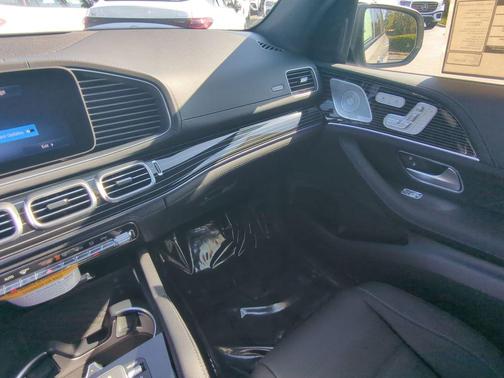 2026 Mercedes-Benz GLS 580 Base 4MATIC