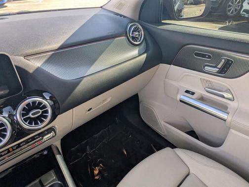 2021 Mercedes-Benz GLA 250 Base