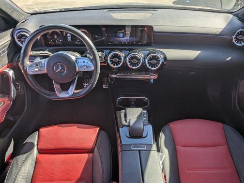 2022 Mercedes-Benz A-Class A 220 4MATIC