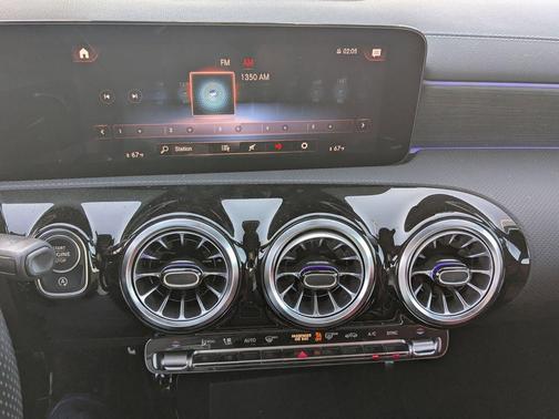 2022 Mercedes-Benz A-Class A 220 4MATIC