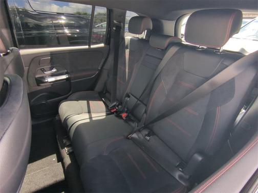 2024 Mercedes-Benz EQB 300 Base 4MATIC