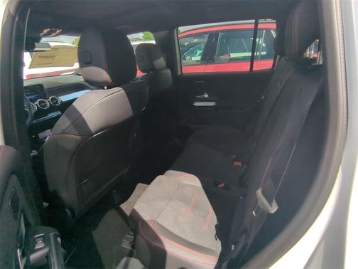 2024 Mercedes-Benz GLB 250 Base