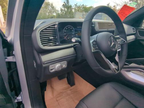 2025 Mercedes-Benz GLE 450e 4MATIC