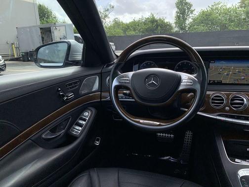2015 Mercedes-Benz S-Class S 550