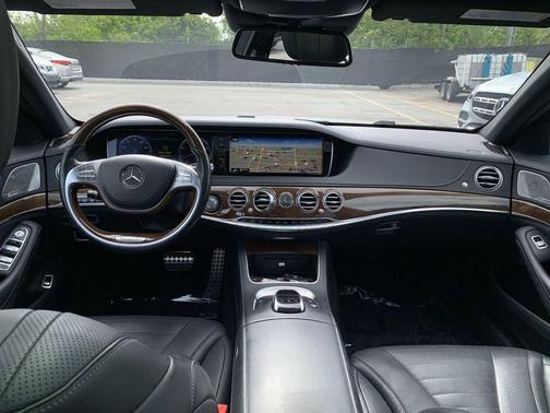 2015 Mercedes-Benz S-Class S 550