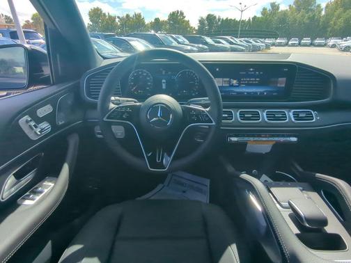 2026 Mercedes-Benz GLE 450e Base 4MATIC
