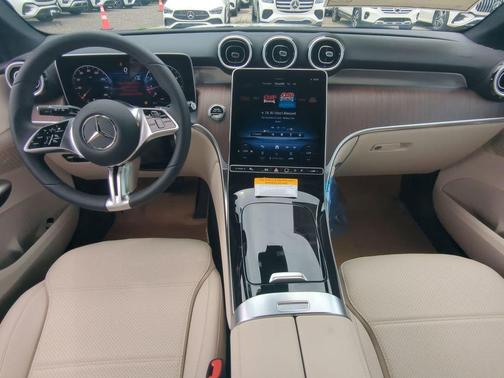 2026 Mercedes-Benz GLC 300 Base