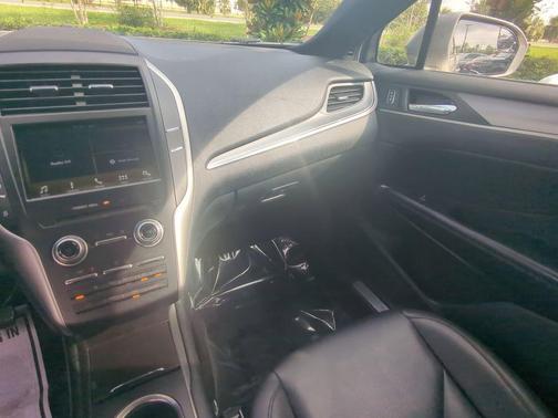 2016 Lincoln MKC Premier