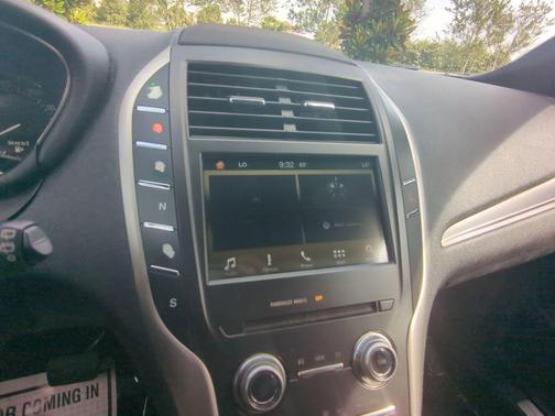 2016 Lincoln MKC Premier