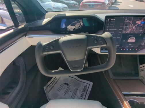 2023 Tesla Model X Base