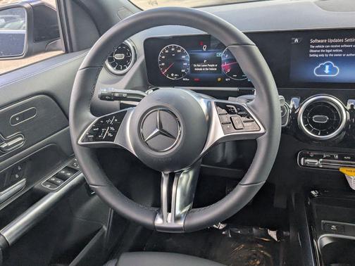 2026 Mercedes-Benz GLA 250 Base 4MATIC