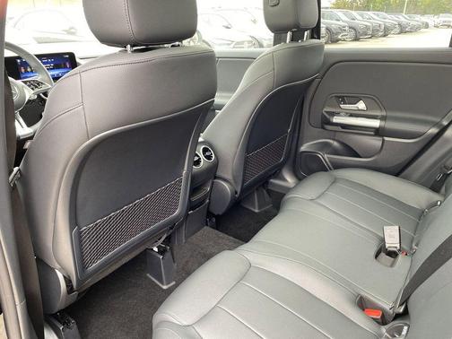 2026 Mercedes-Benz GLA 250 Base 4MATIC