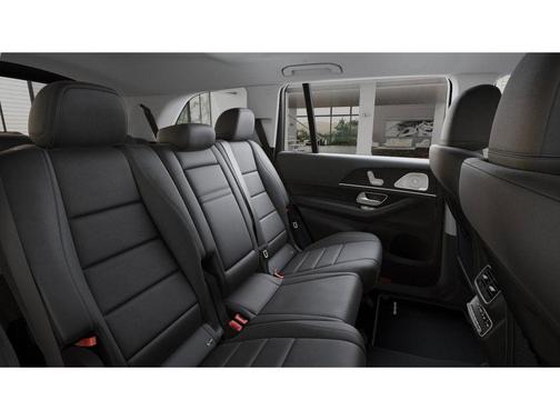 Cirrus Silver Metallic 2026 Mercedes-Benz GLS 450 4MATIC