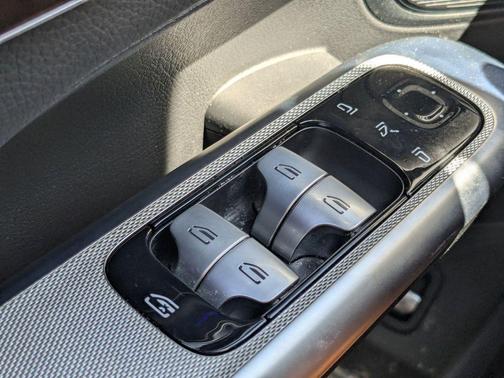 2024 Mercedes-Benz GLC 300 Base 4MATIC