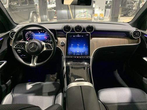 2024 Mercedes-Benz GLC 300 Base 4MATIC