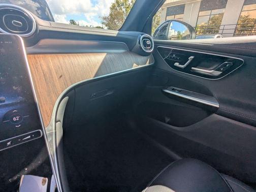 2024 Mercedes-Benz GLC 300 Base 4MATIC