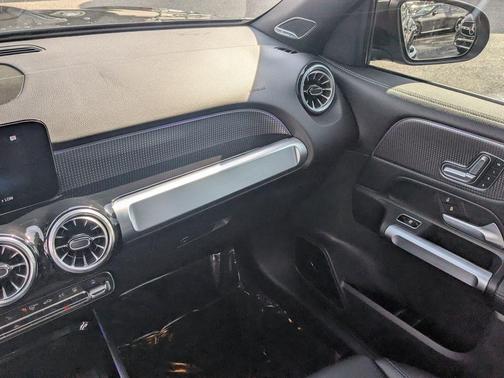 2023 Mercedes-Benz EQB 250 Base