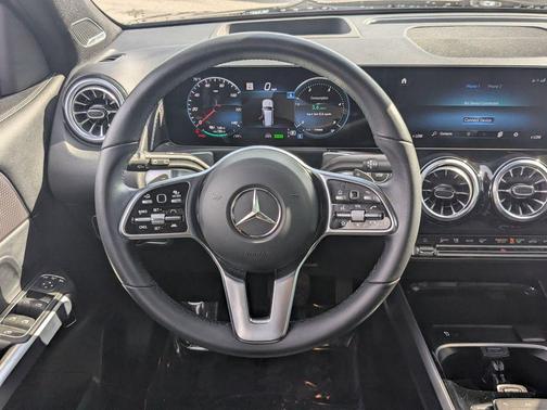 2023 Mercedes-Benz EQB 250 Base