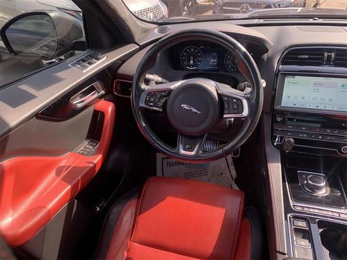 2019 Jaguar F-PACE 25t R-Sport