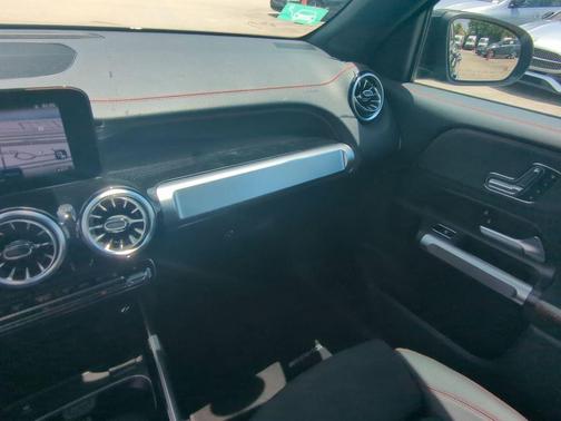 2024 Mercedes-Benz EQB 300 Base 4MATIC
