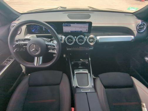 2024 Mercedes-Benz EQB 300 Base 4MATIC