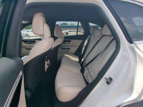 2026 Mercedes-Benz GLC 300 Base 4MATIC