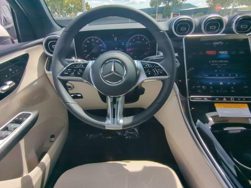 2026 Mercedes-Benz GLC 300 Base 4MATIC
