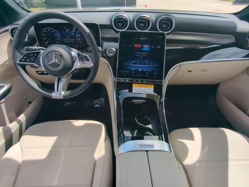 2026 Mercedes-Benz GLC 300 Base 4MATIC