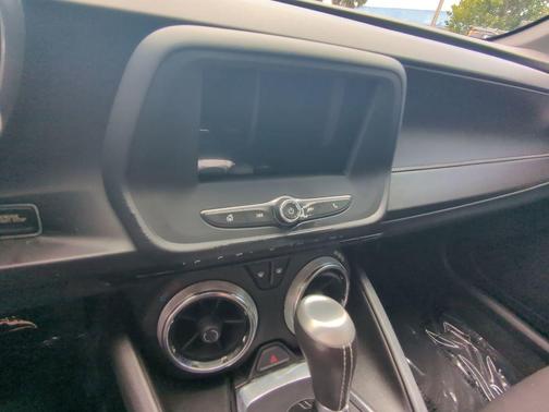 2019 Chevrolet Camaro 1LT