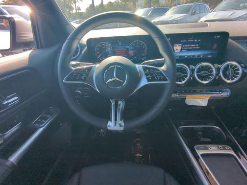 2026 Mercedes-Benz GLA 250 Base