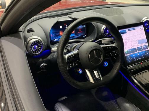 2023 Mercedes-Benz AMG SL 43 Base