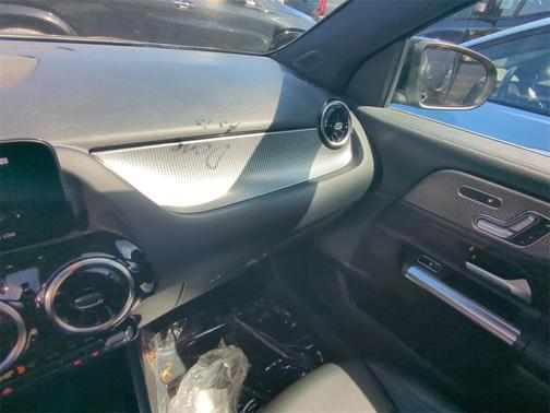 2022 Mercedes-Benz GLA 250 Base 4MATIC
