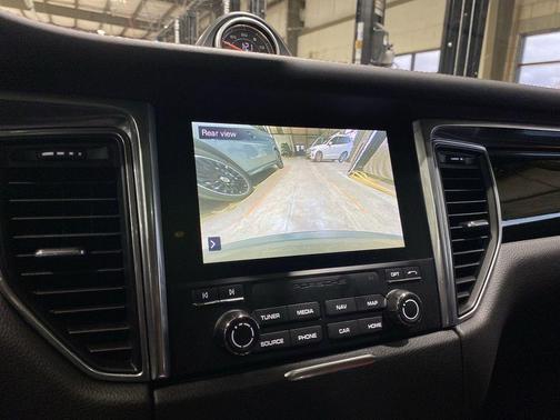 2017 Porsche Macan S