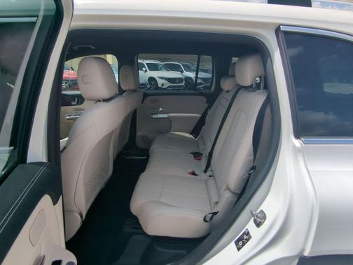 2024 Mercedes-Benz EQB 300 Base 4MATIC