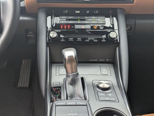 Ultra White 2024 Lexus IS 350 F SPORT Design