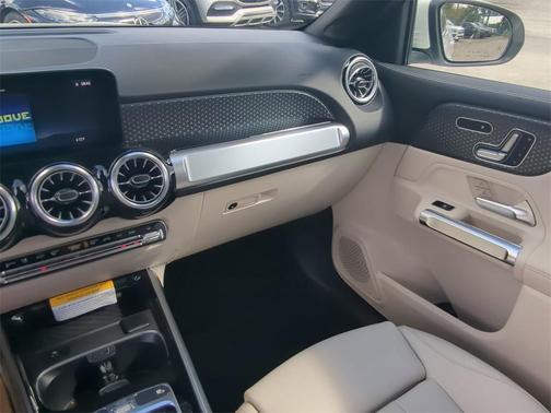2025 Mercedes-Benz GLB 250 Base