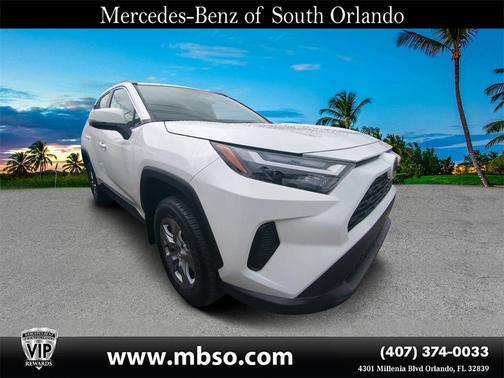 2025 Toyota RAV4 XLE