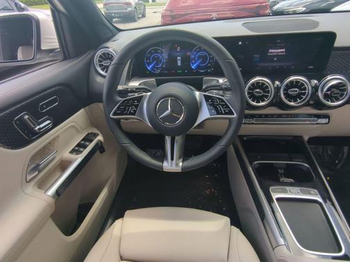 2024 Mercedes-Benz EQB 300 Base 4MATIC