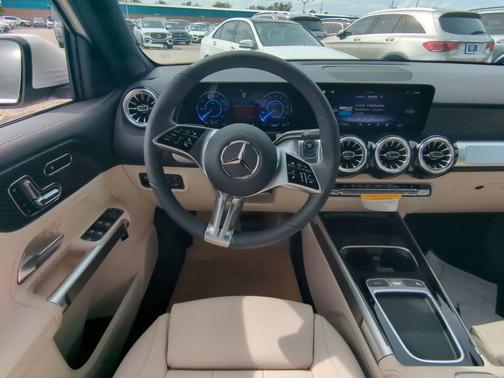 2024 Mercedes-Benz EQB 300 Base 4MATIC