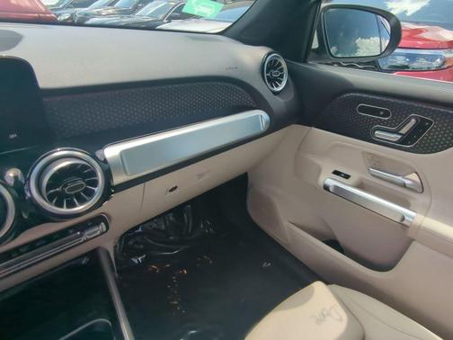 2024 Mercedes-Benz EQB 300 Base 4MATIC