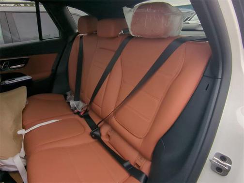 2025 Mercedes-Benz GLC 350e Base 4MATIC