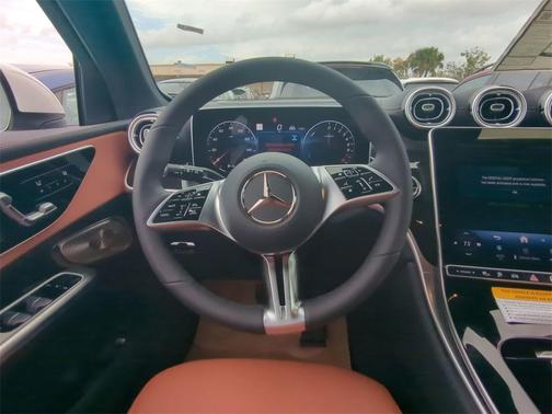 2025 Mercedes-Benz GLC 350e Base 4MATIC