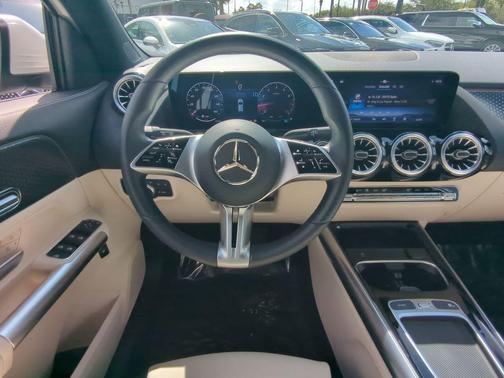 2025 Mercedes-Benz GLA 250 Base
