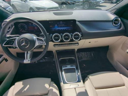 2025 Mercedes-Benz GLA 250 Base
