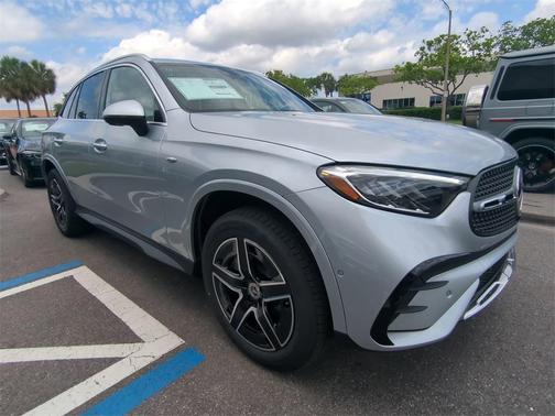 2025 Mercedes-Benz GLC 350e Base 4MATIC