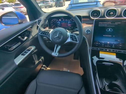 2025 Mercedes-Benz GLC 300 Base